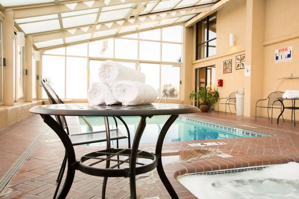 Econo Lodge Inn & Suites جوبلين المظهر الخارجي الصورة
