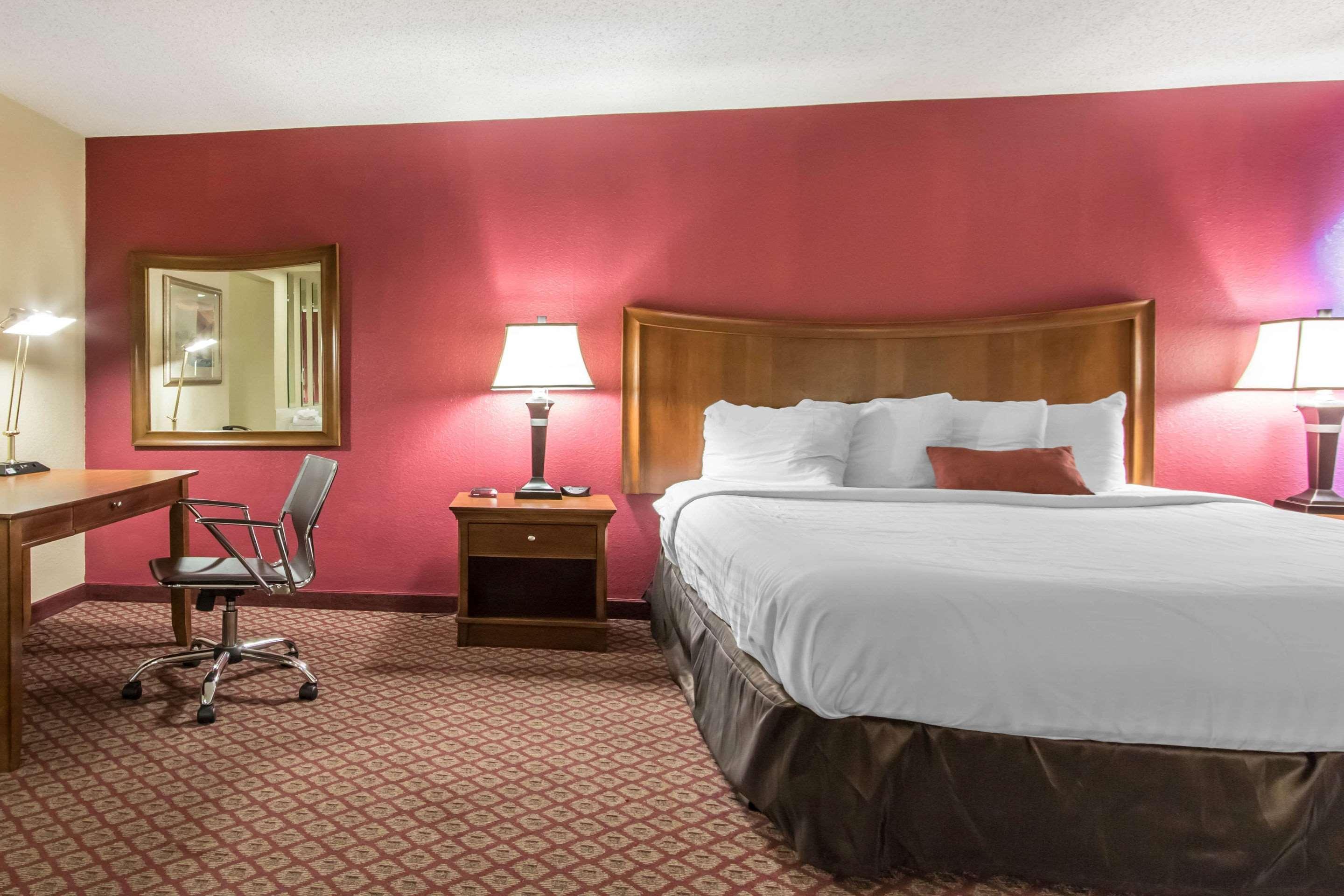 Econo Lodge Inn & Suites جوبلين المظهر الخارجي الصورة