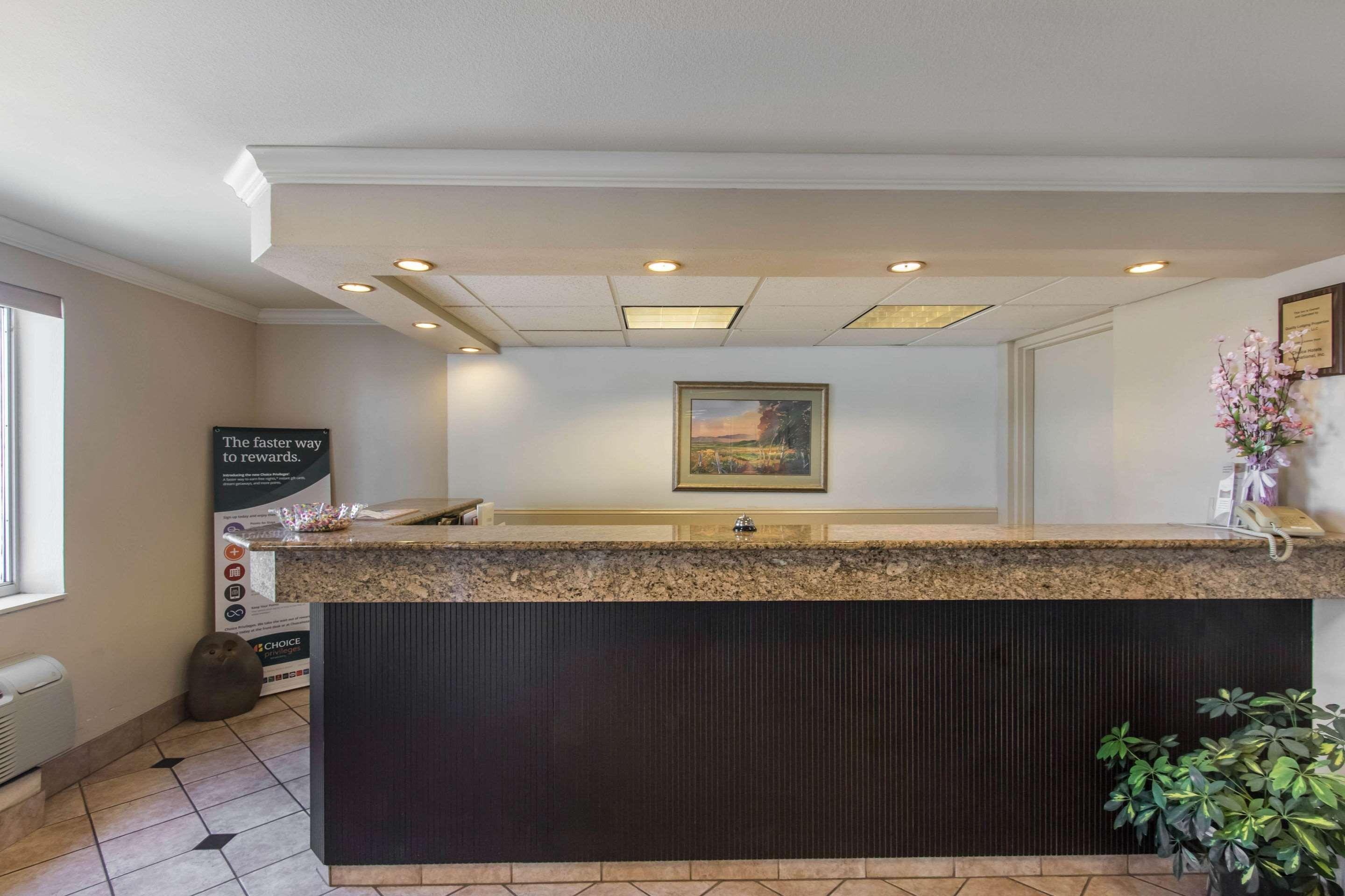 Econo Lodge Inn & Suites جوبلين المظهر الخارجي الصورة