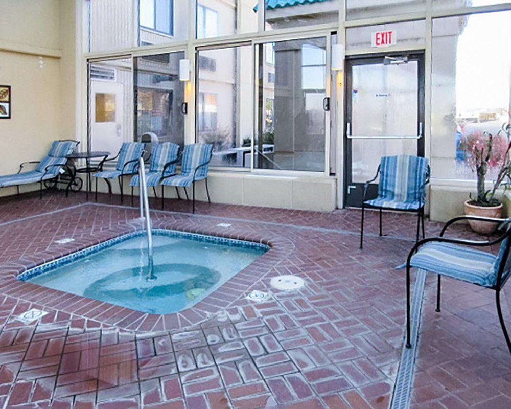 Econo Lodge Inn & Suites جوبلين المظهر الخارجي الصورة